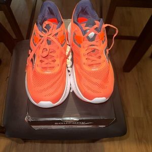 Saucony Guide 15 (Womens) 9.5